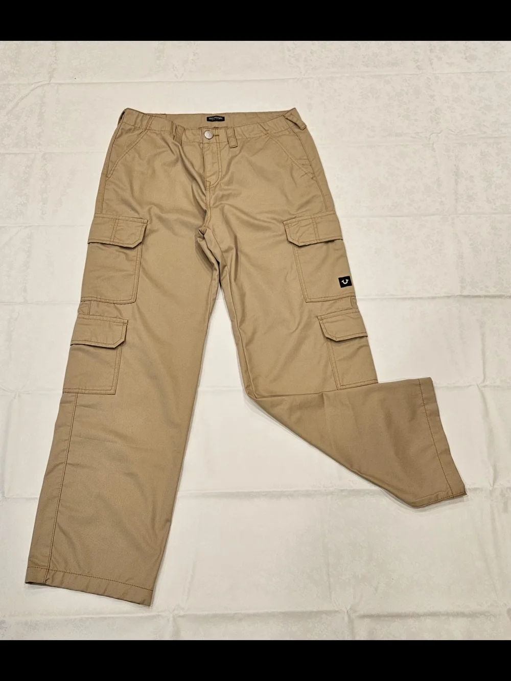 True Religion Men's Cargo Pants Size 31 Khaki Beige Khakis Embroidered Pockets - Picture 3 of 16